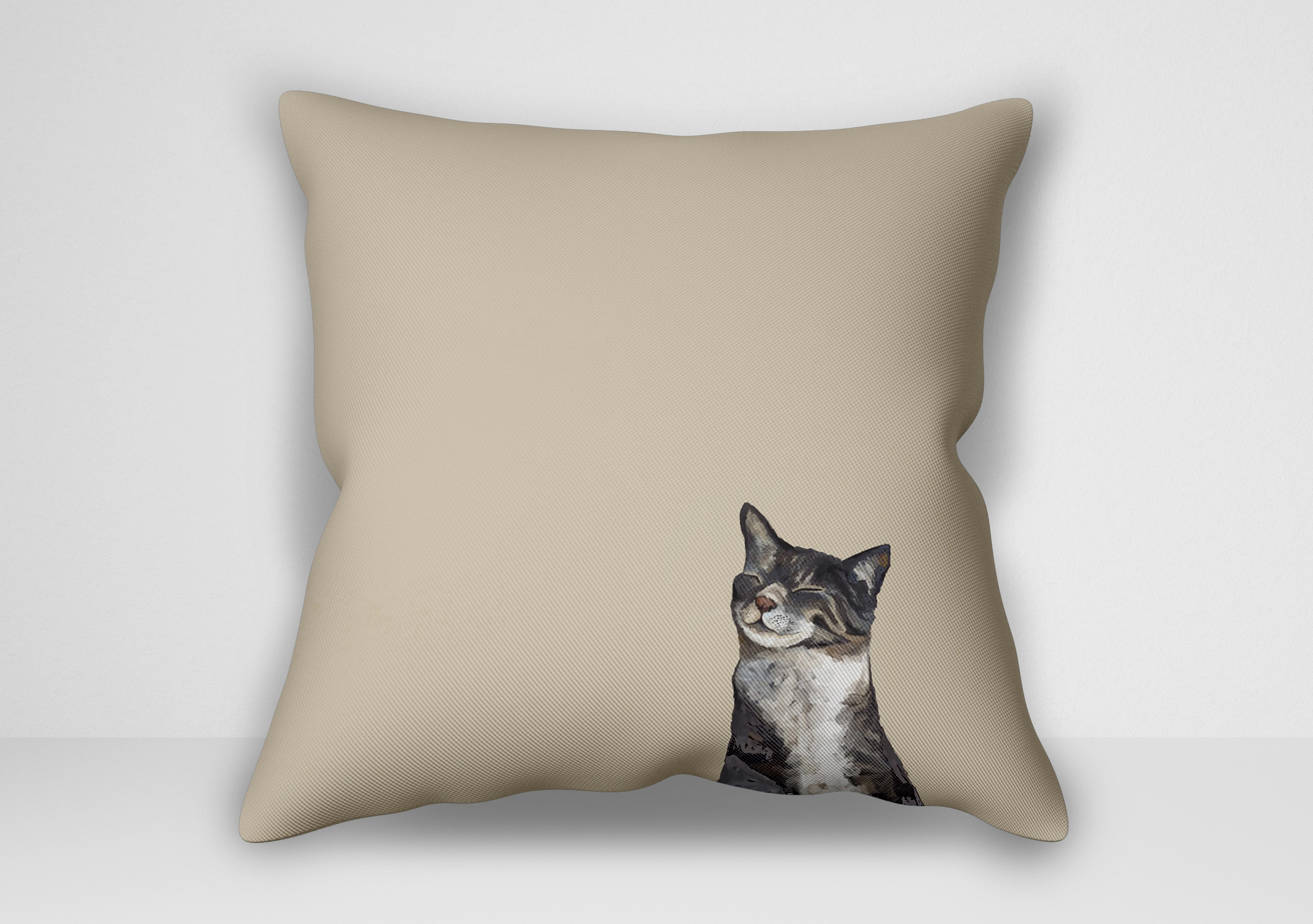 "کوسن گربه – طرح Feline Friends Happy Tabby اثر کتی والترز | کاور کوسن طرح تبی شاد"